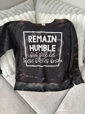Time and Tru Black Sweatshirt with Rust Accents